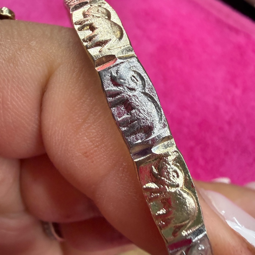 Elephant bangle